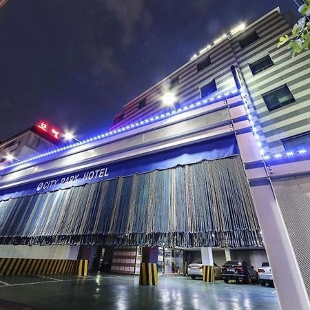 City Park Hotel Seoul Exterior foto